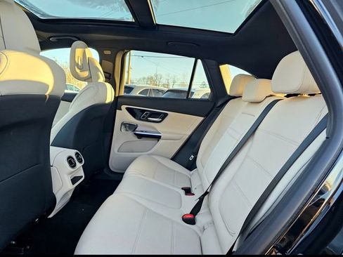 New 2026 Mercedes-Benz GLC 300 4MATIC image 22