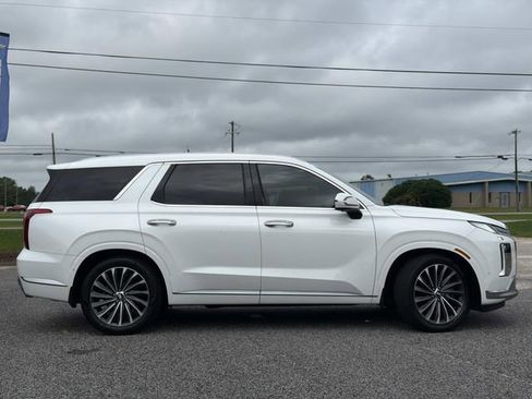 Used 2023 Hyundai Palisade Calligraphy FWD image 5