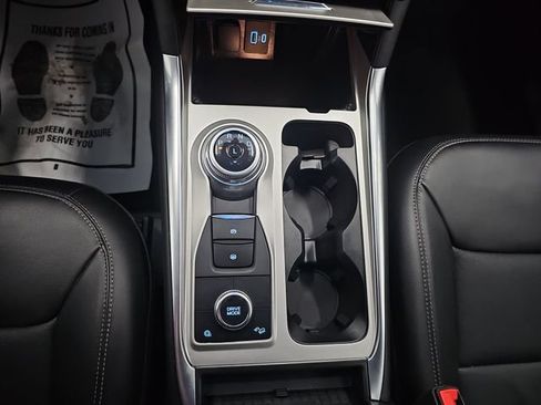 Used 2023 Ford Explorer Limited w/ Class IV Trailer Tow Package AWD/4WD image 22