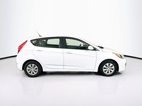 Used 2016 Hyundai Accent SE FWD image 10