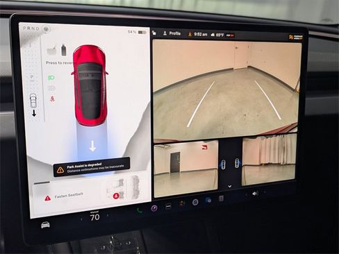 Used 2024 Tesla Model 3 Performance image 15