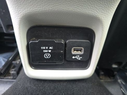 Used 2019 Jeep Compass Latitude w/ Popular Equipment Group image 20