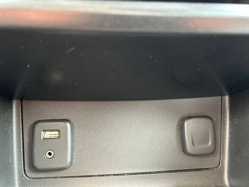 Used 2016 Chevrolet Colorado W/T w/ WT Convenience Package RWD image 16