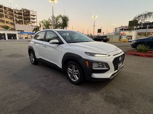 Used 2021 Hyundai Kona SE w/ Cargo Package FWD image 5