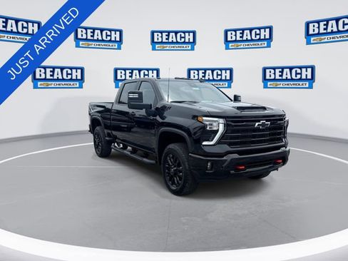 New 2026 Chevrolet Silverado 2500 LT w/ Trail Boss Package AWD/4WD image 2