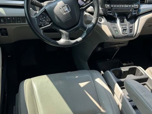Used 2019 Honda Odyssey EX-L image 5