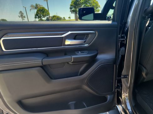Used 2025 RAM 1500 Big Horn AWD/4WD image 12
