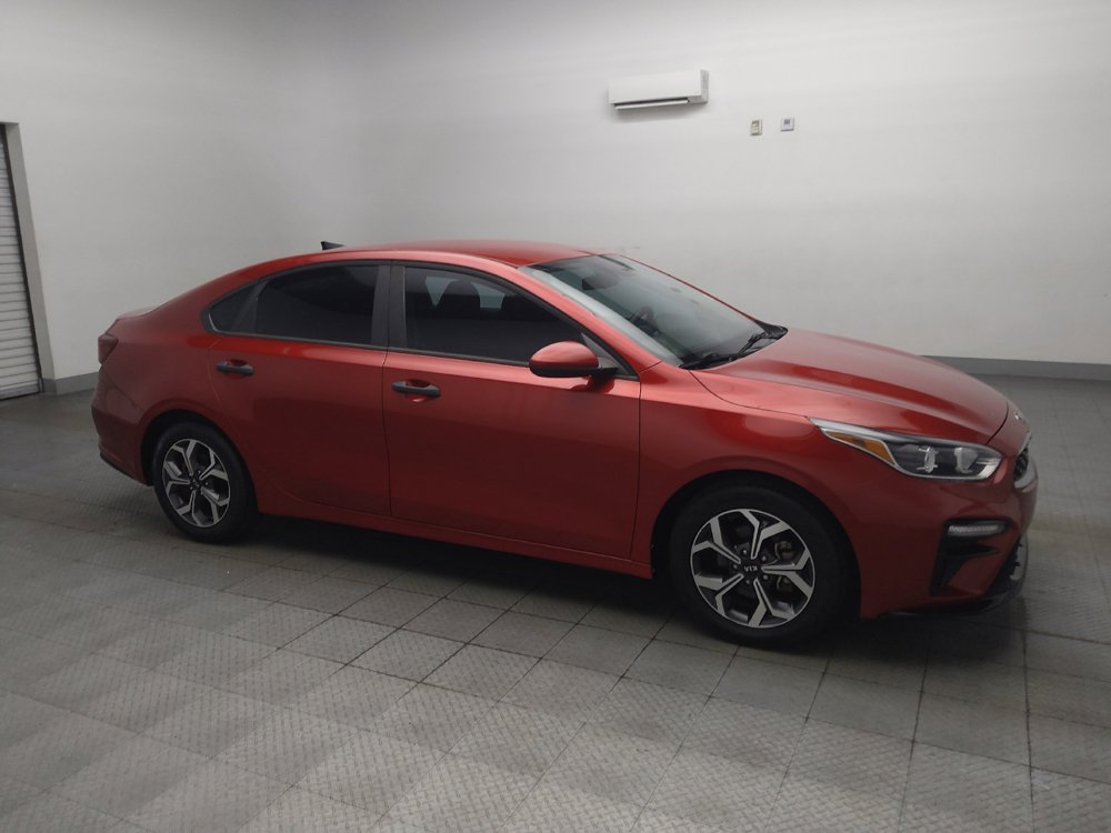 Used 2019 Kia Forte LXS FWD image 11