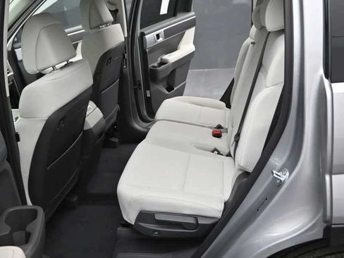 New 2026 Hyundai Santa Fe SE FWD image 14