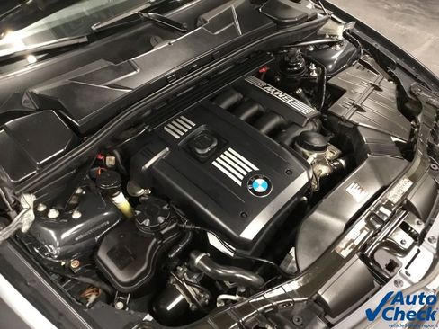 Used 2013 BMW 128i Convertible image 32