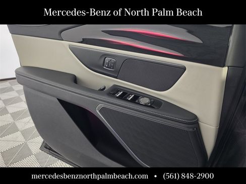 Used 2024 Lincoln Nautilus Premier image 26