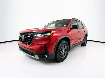 New 2025 Honda Pilot TrailSport