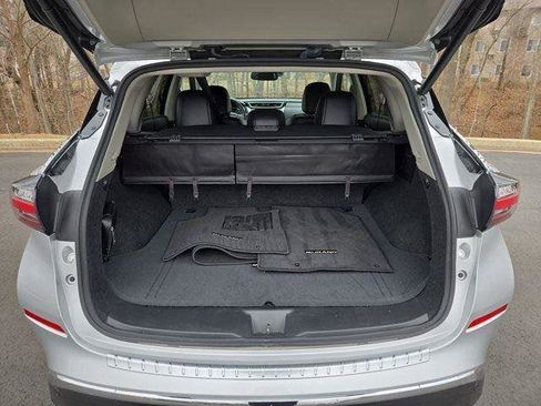 Used 2023 Nissan Murano SL w/ Cargo Package AWD/4WD image 9