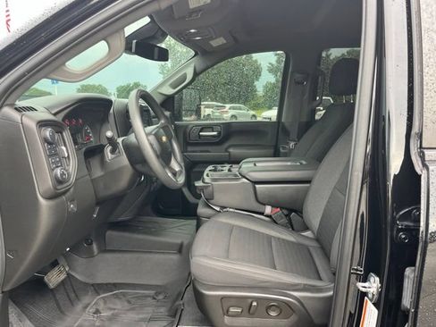 Used 2024 Chevrolet Silverado 2500 Custom w/ Custom Value Package AWD/4WD image 14