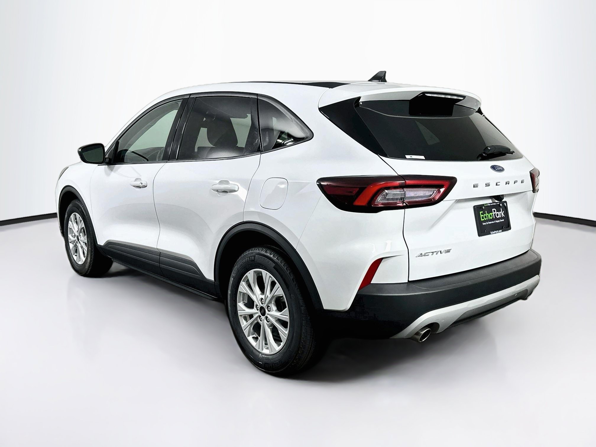 Used 2025 Ford Escape Active FWD image 5