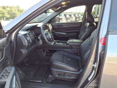 Certified 2025 Nissan Pathfinder Rock Creek AWD/4WD image 4