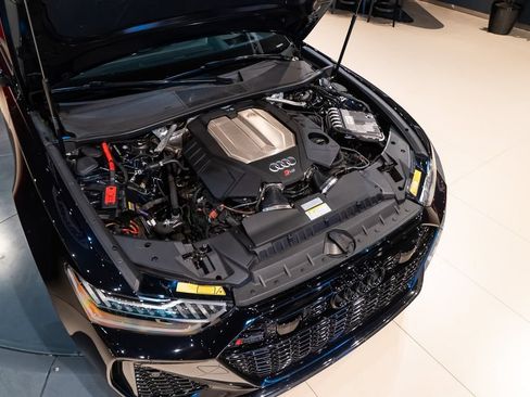 Used 2021 Audi RS 6 AWD/4WD image 18