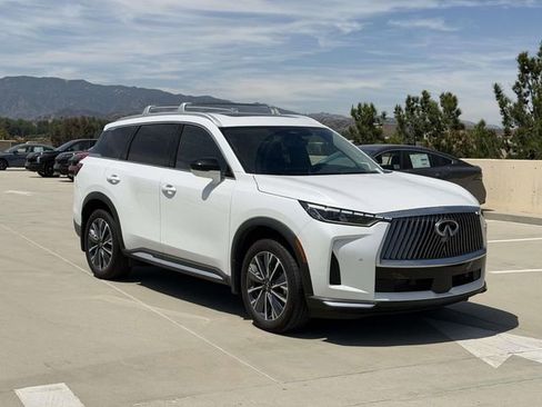 Certified 2026 INFINITI QX60 Luxe w/ Cargo Package FWD image 1