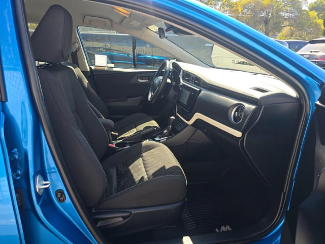 Used 2018 Toyota Corolla iM w/ Protection Package FWD image 8