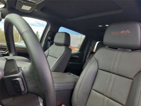 Used 2024 Chevrolet Silverado 1500 High Country w/ High Country Premium Package image 15