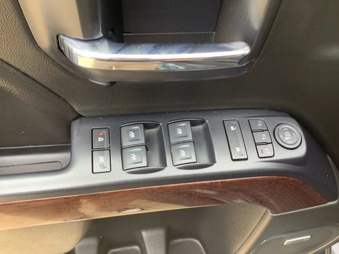 Used 2018 GMC Sierra 1500 SLT AWD/4WD image 17