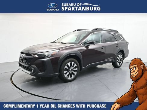 Used 2025 Subaru Outback Limited AWD/4WD image 9