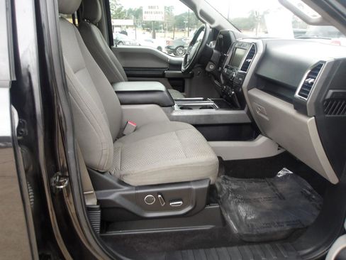 Used 2015 Ford F150 XLT w/ Equipment Group 302A Luxury image 10