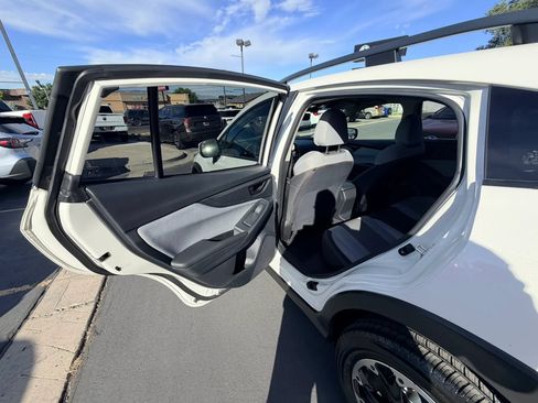 Used 2021 Subaru Crosstrek 2.0i Premium w/ Popular Package #3 AWD/4WD image 17