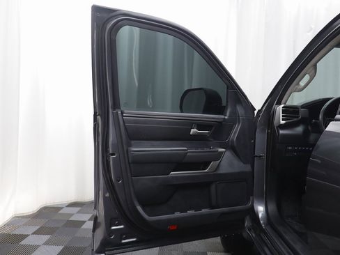 Used 2022 Toyota Tundra SR5 image 4