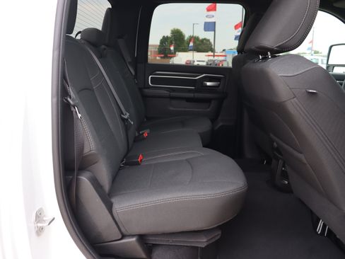 Used 2026 RAM 2500 Big Horn AWD/4WD image 11