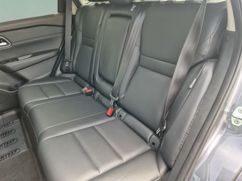Certified 2021 Nissan Rogue SV w/ Premium Package FWD image 19
