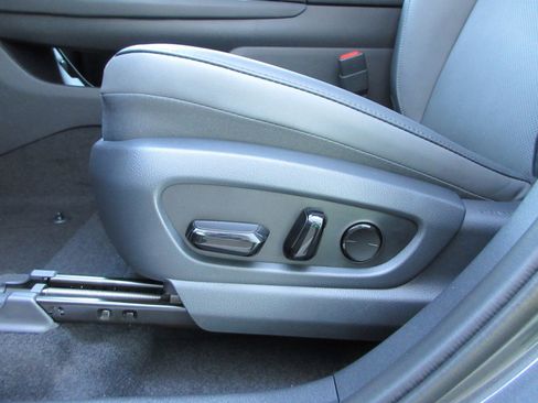 New 2026 Lexus RZ 450e AWD image 29