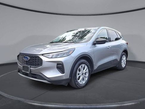 Certified 2024 Ford Escape Active FWD image 1