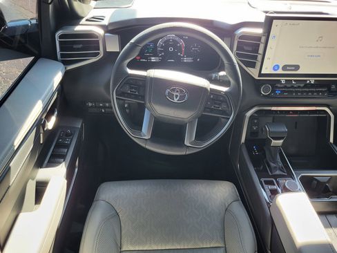 Used 2025 Toyota Tundra Limited image 14