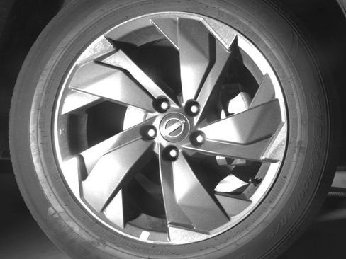 Used 2025 Nissan Rogue SV FWD image 13