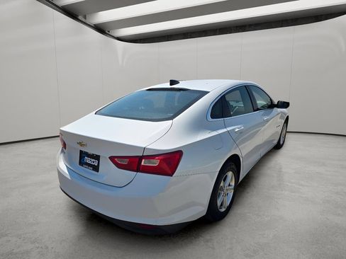 Used 2023 Chevrolet Malibu LS FWD image 5