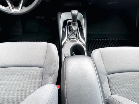 Used 2024 Toyota Corolla SE FWD image 17