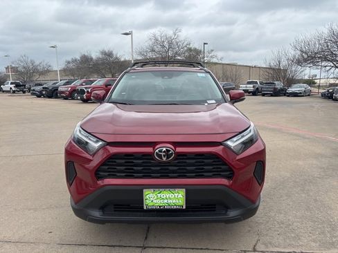 Used 2025 Toyota RAV4 XLE w/ Convenience Package image 2