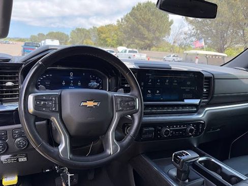 Used 2023 Chevrolet Silverado 1500 LTZ w/ LTZ Convenience Package II AWD/4WD image 14