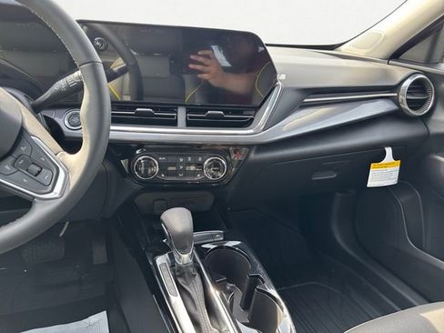 New 2026 Chevrolet Trax ACTIV image 11