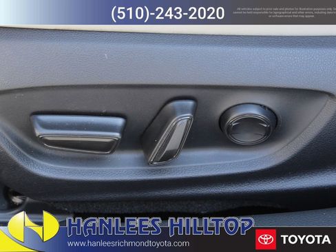 Used 2024 Toyota Prius XLE image 13