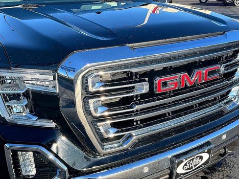 Used 2022 GMC Sierra 1500 SLT image 30