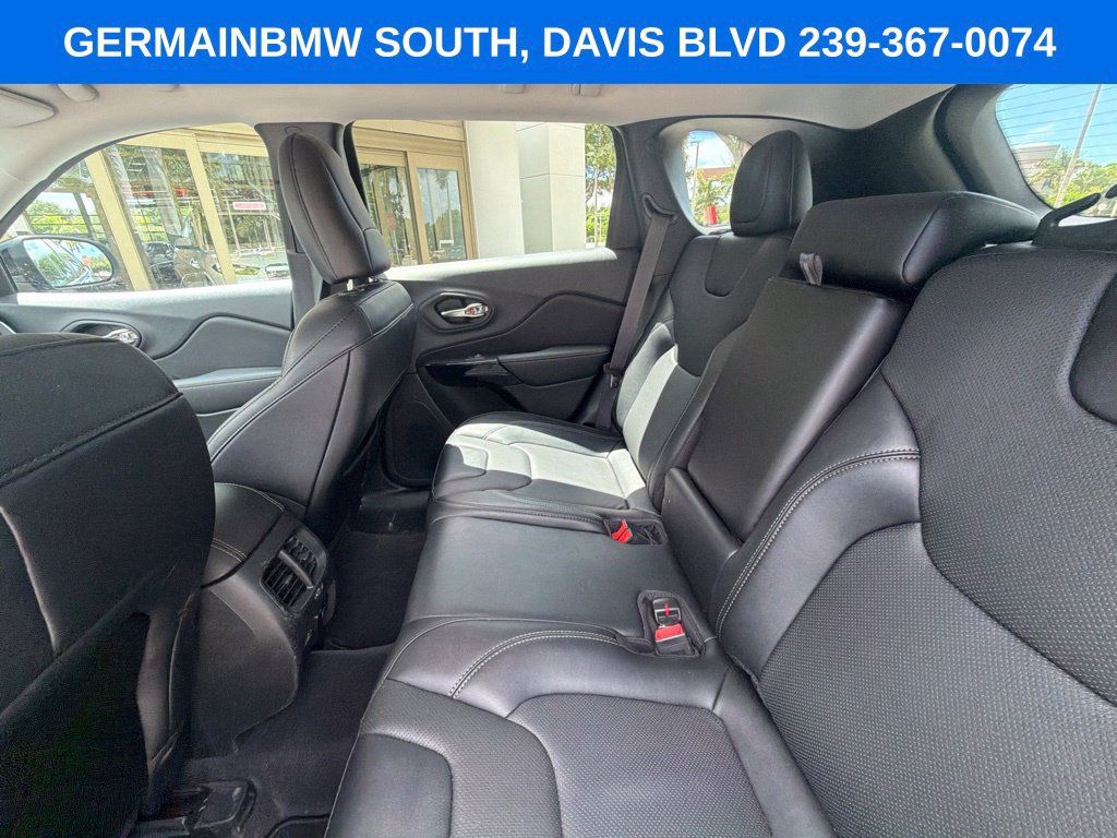 Used 2023 Jeep Cherokee Altitude Lux AWD/4WD image 23