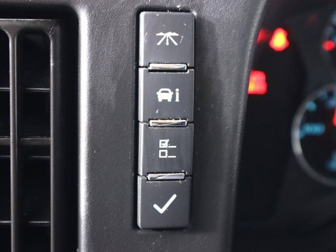 Used 2019 Chevrolet Express 2500 w/ Driver Convenience Package image 11