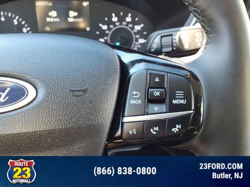 Certified 2022 Ford Escape SEL image 16