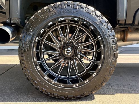 Used 2021 GMC Sierra 2500 Denali w/ Denali Ultimate Package AWD/4WD image 13