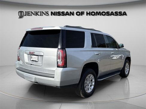 Used 2018 GMC Yukon SLT w/ Open Road Package image 11