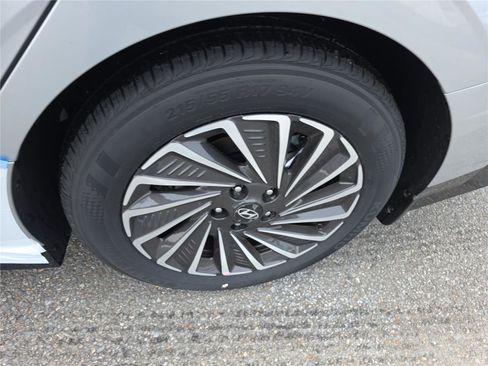 New 2026 Hyundai Sonata Limited image 9