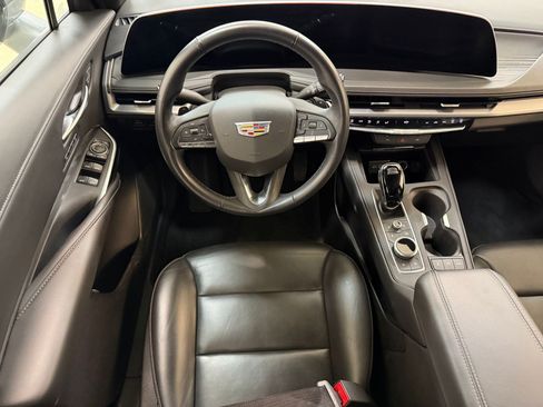 Used 2025 Cadillac XT4 Premium Luxury AWD/4WD image 17
