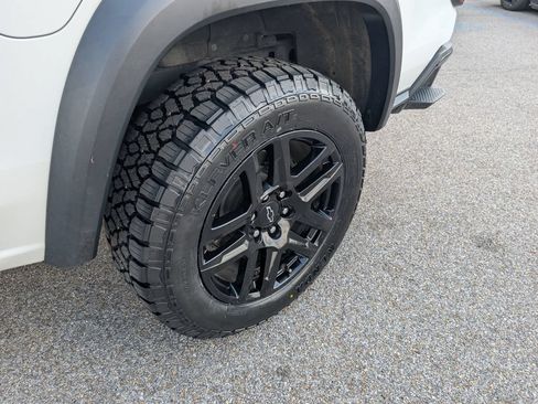 Used 2023 Chevrolet Colorado Trail Boss w/ Advanced Trailering Package AWD/4WD image 10